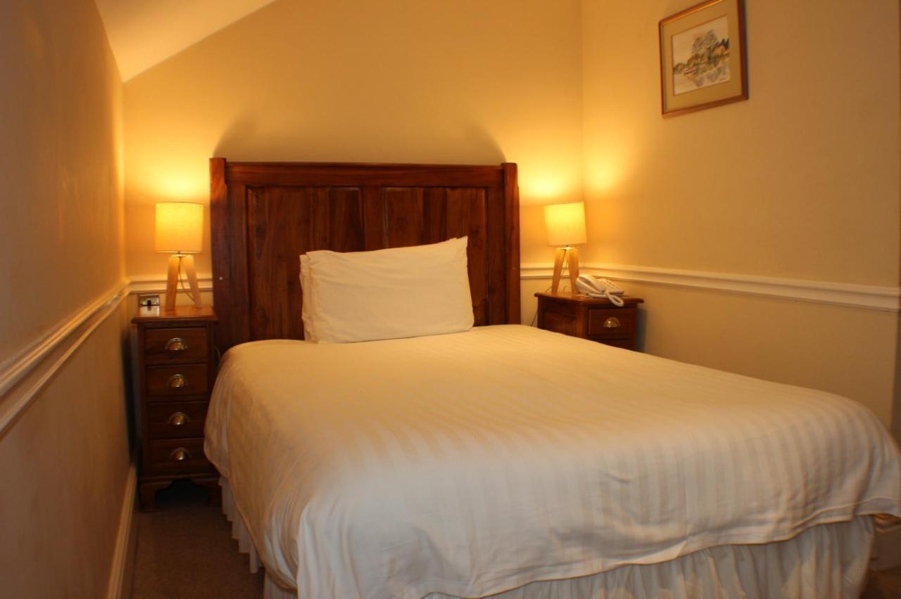 Rose In Vale Country House Hotel St Agnes  Extérieur photo